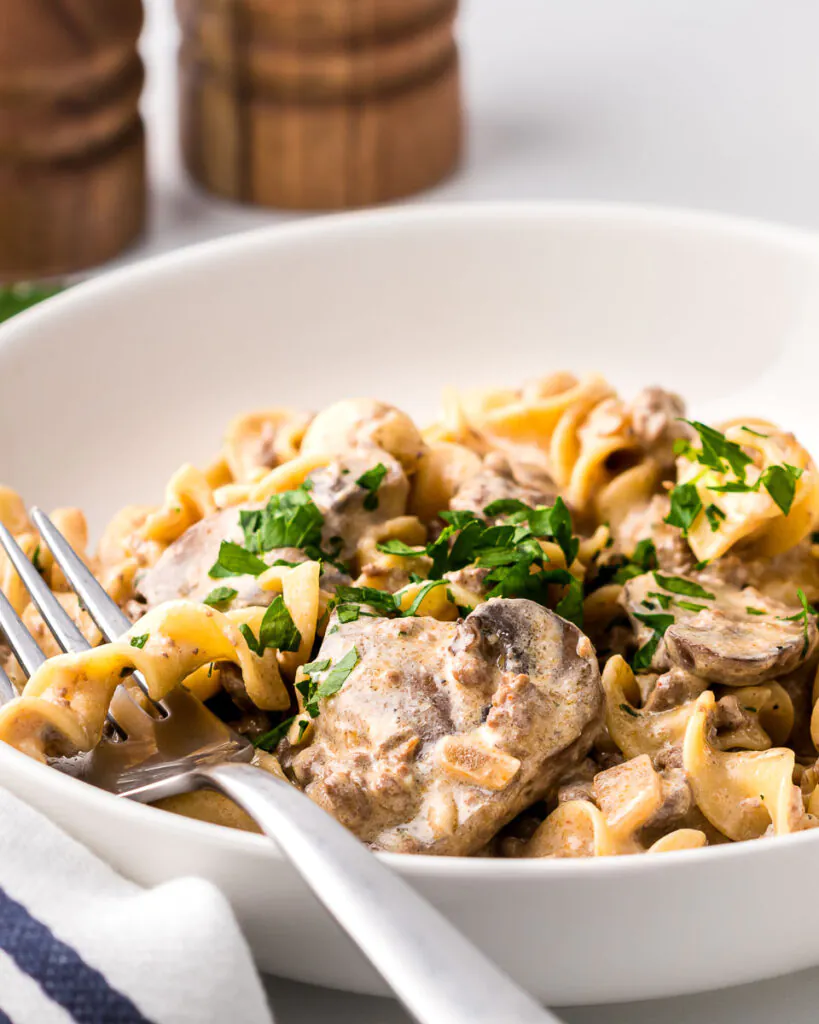 keto beef stroganoff with cabbage